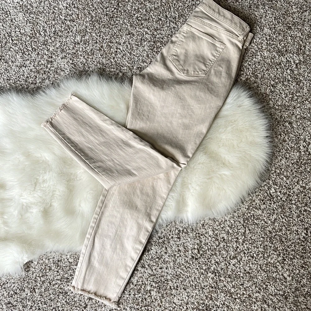 Ann Taylor Loft Cream Raw Hem High-rise Skinny Utility Pant Size 4P